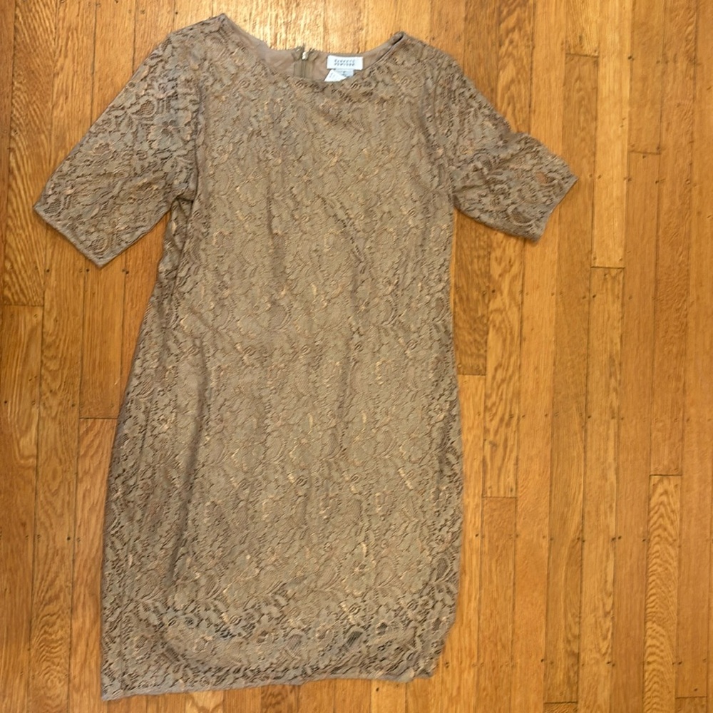 Gold lace short sleeved dress